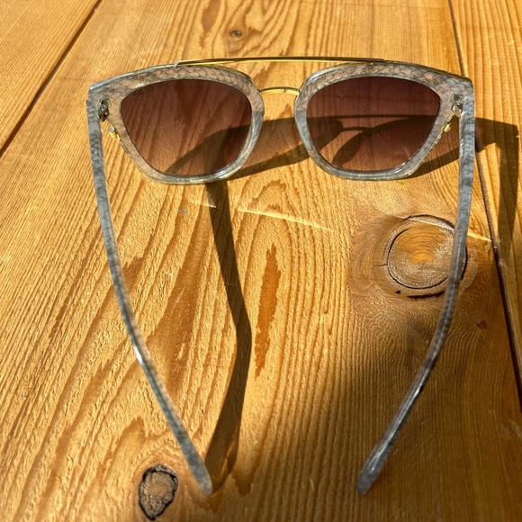 Quay sunglasses - Picture 4 of 5
